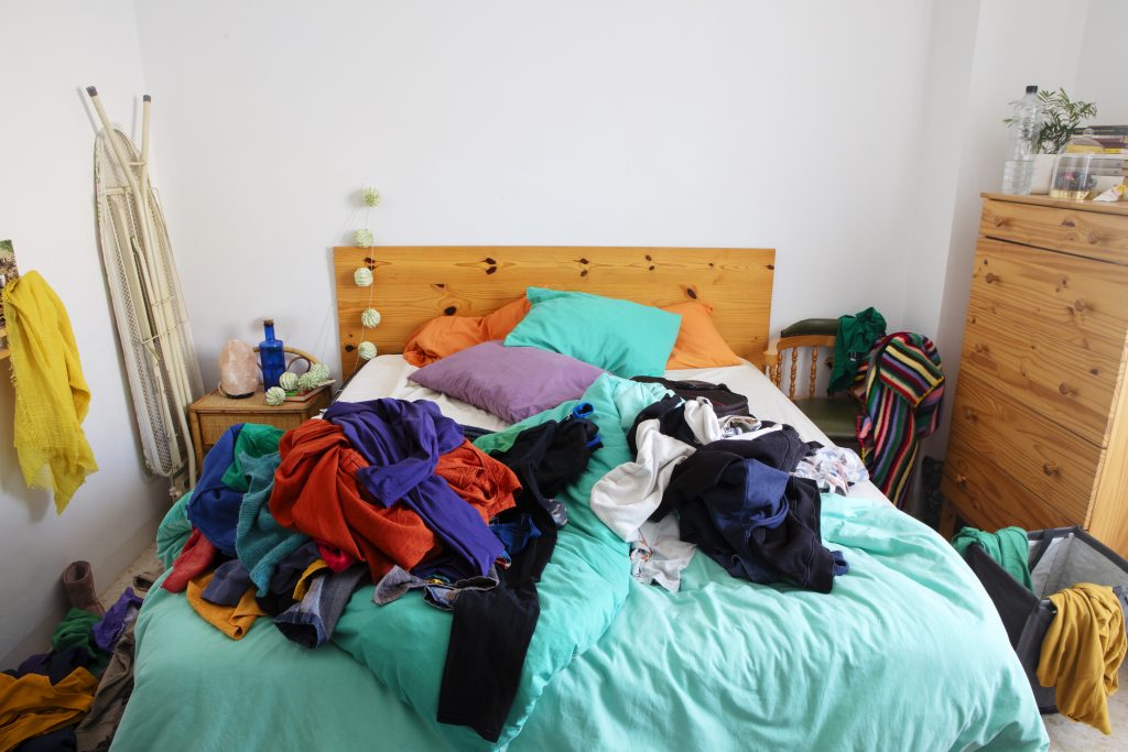 messy-interior-full-clothing