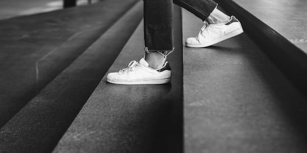 Dirty-white-shoes